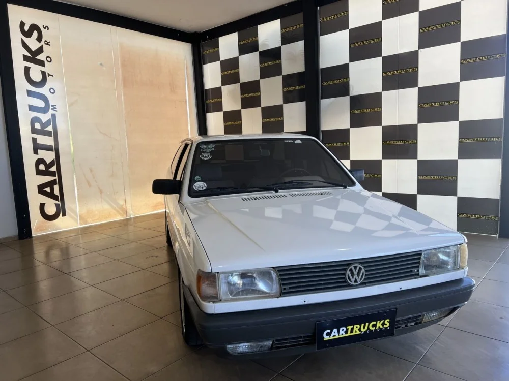 VW - VolksWagen Gol 1000 (modelo antigo)