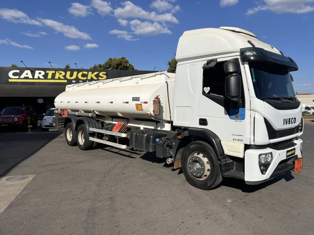IVECO IVECO TECTOR 24-300 6x2 E5 Tanque