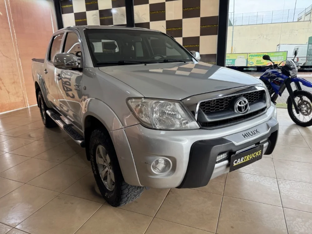 Toyota Hilux CD SR 4x2 2.7 16V/2.7 Gasolina Aut.