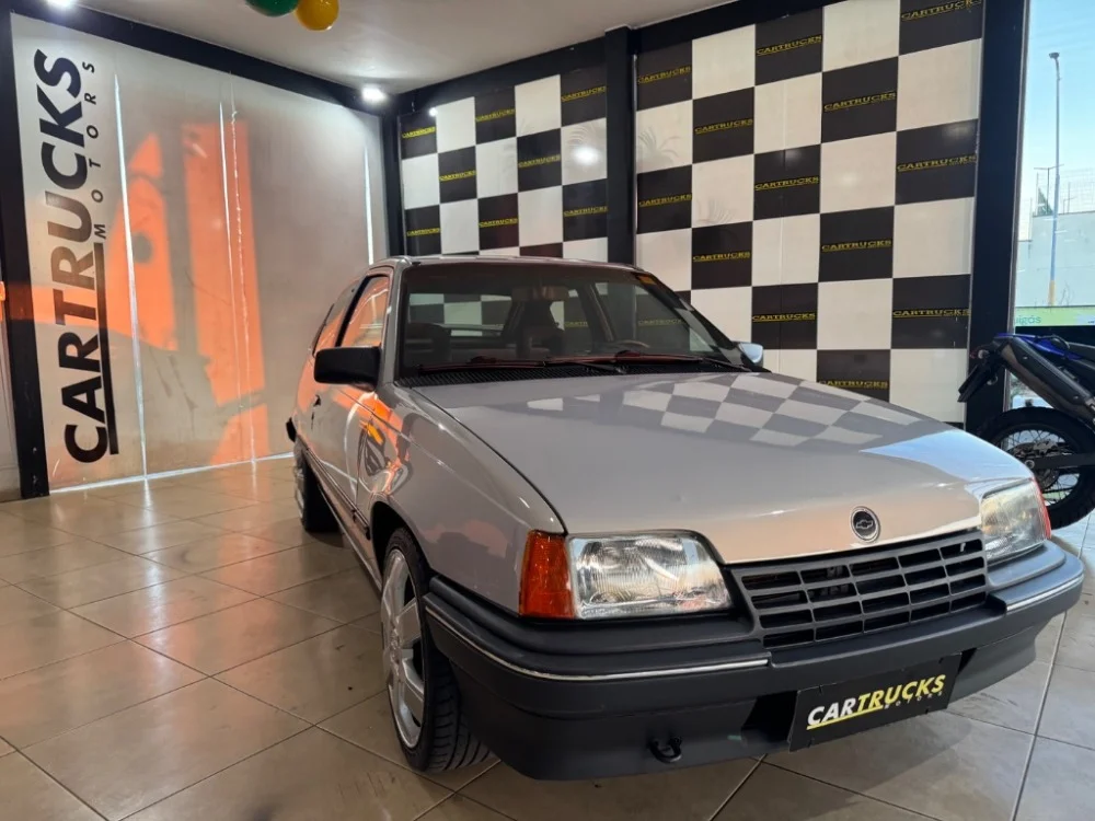 GM - Chevrolet Kadett GL 1.8