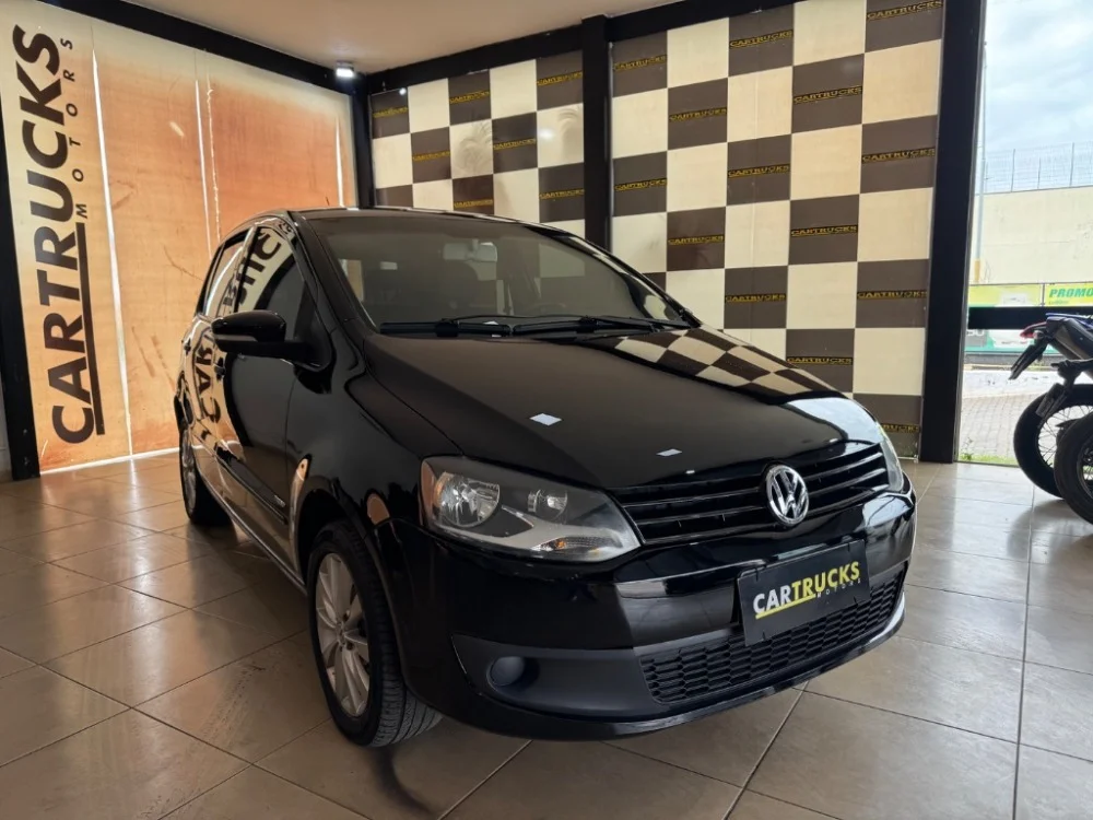 VW - VolksWagen Fox 1.6 Mi Total Flex 8V 5p