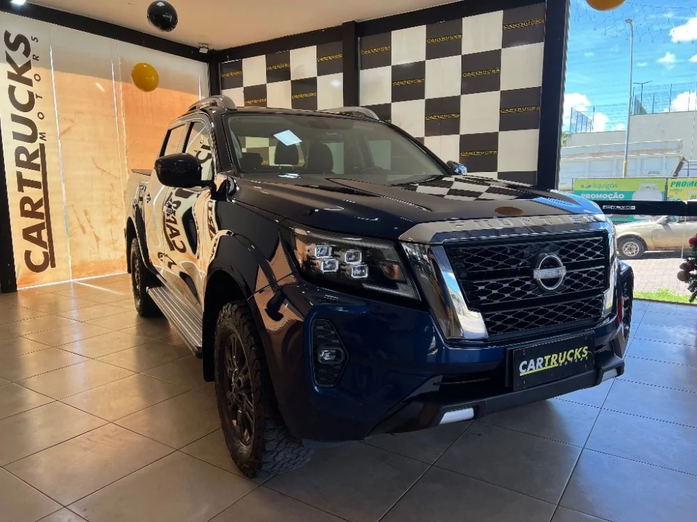 Nissan Frontier XE CD 4x4 2.3 Bi-TB Diesel Aut.